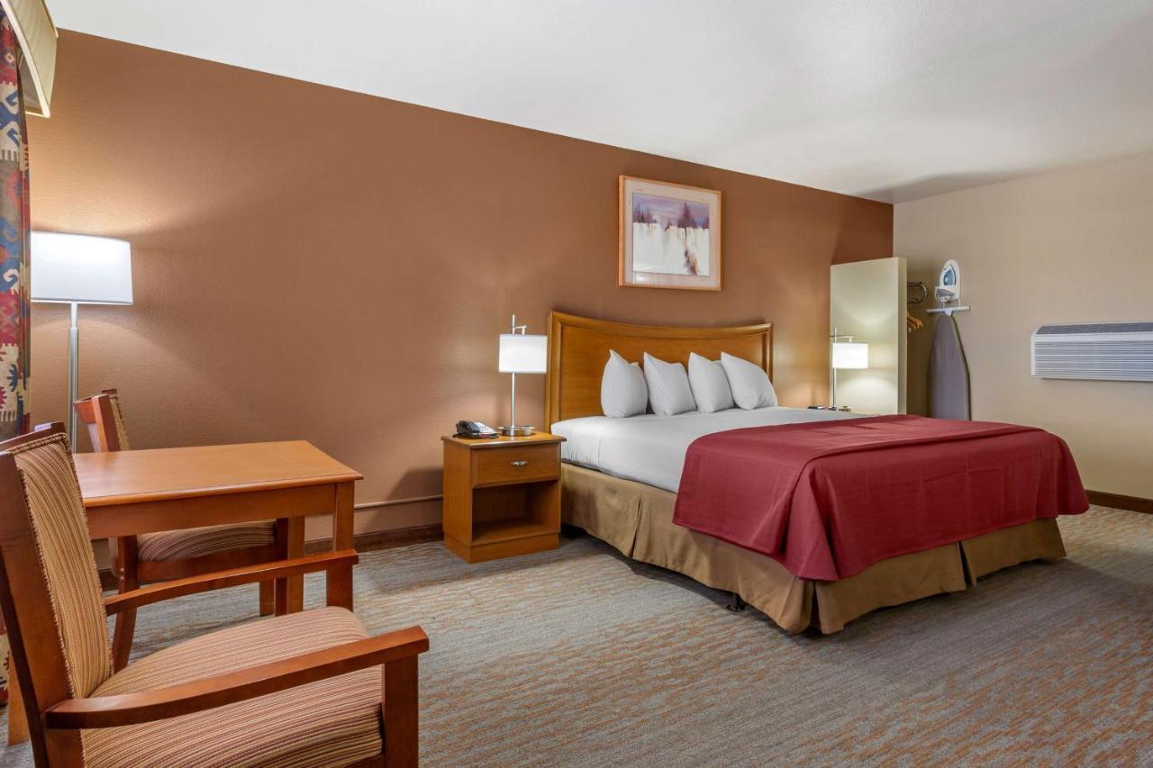 Best Western Canyon De Chelly Inn Chinle Extérieur photo
